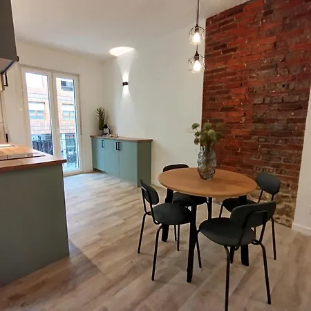 Apartment Liluraenea